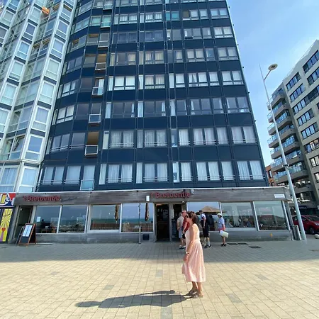 2 Slaapkamer Op De Dijk Westende Met Frontaal Zeezicht Apartment Middelkerke