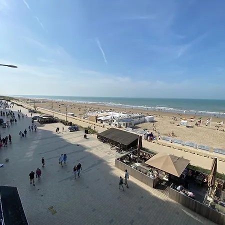 Appartement 2 Slaapkamer Op De Dijk Westende Met Frontaal Zeezicht Middelkerke